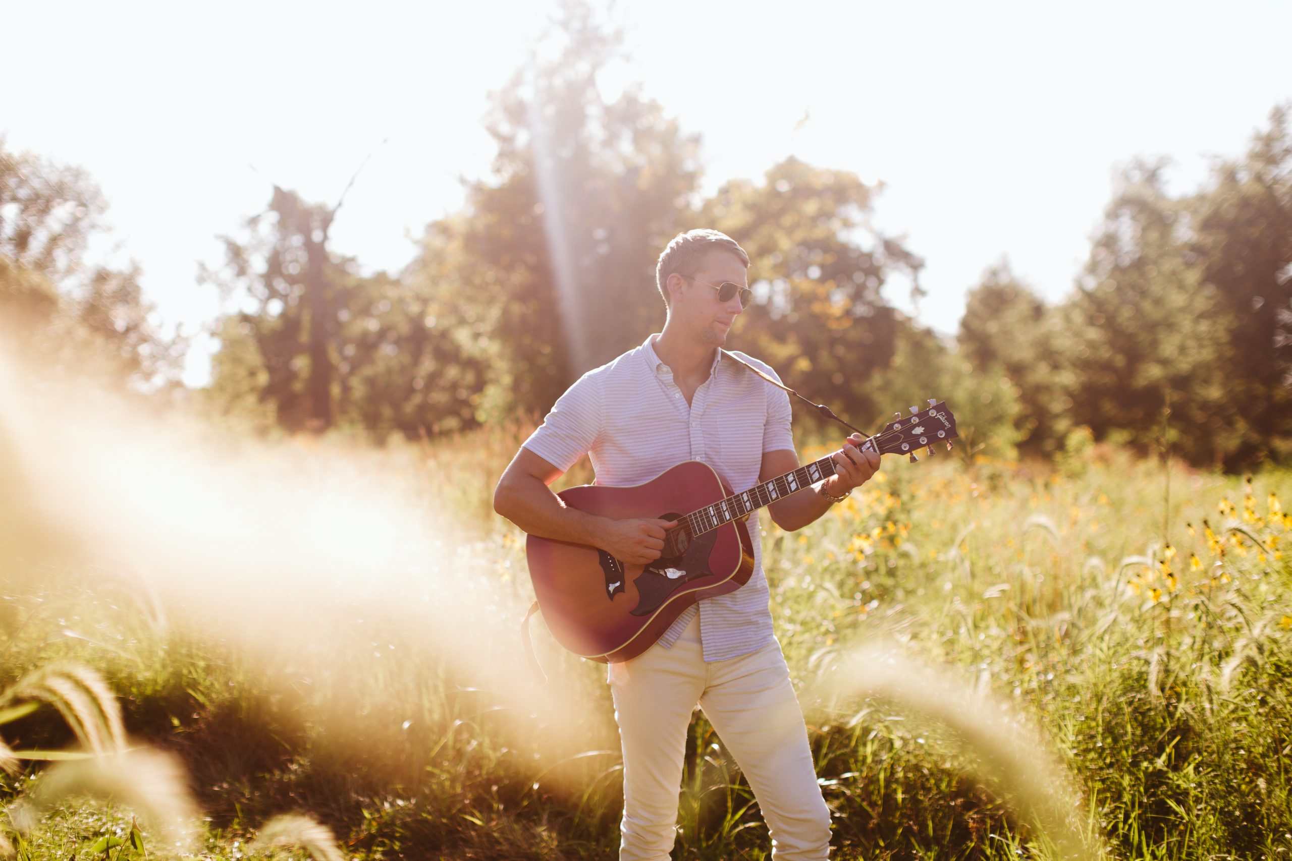 Andrew dahle acoustic artist